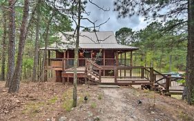 Southern Hills Cabin Near Beavers Bend State Park!